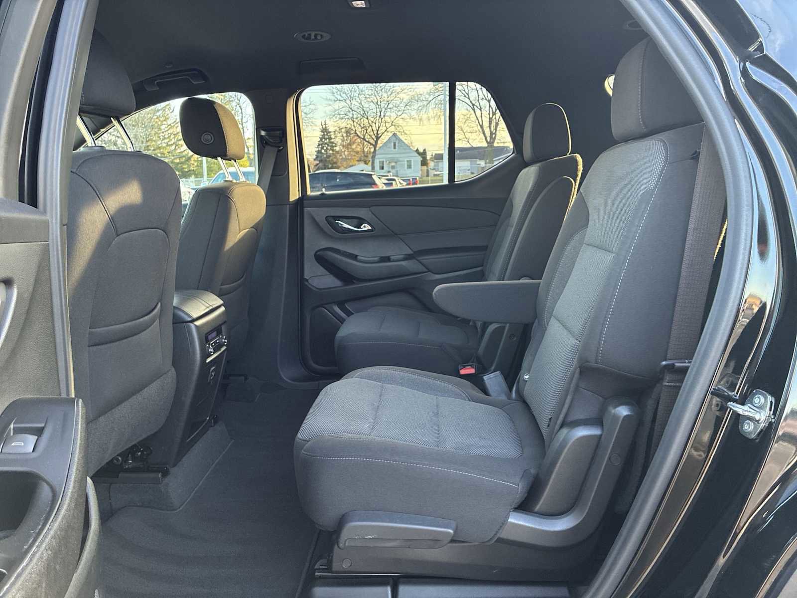 Certified 2023 Chevrolet Traverse LT image 24
