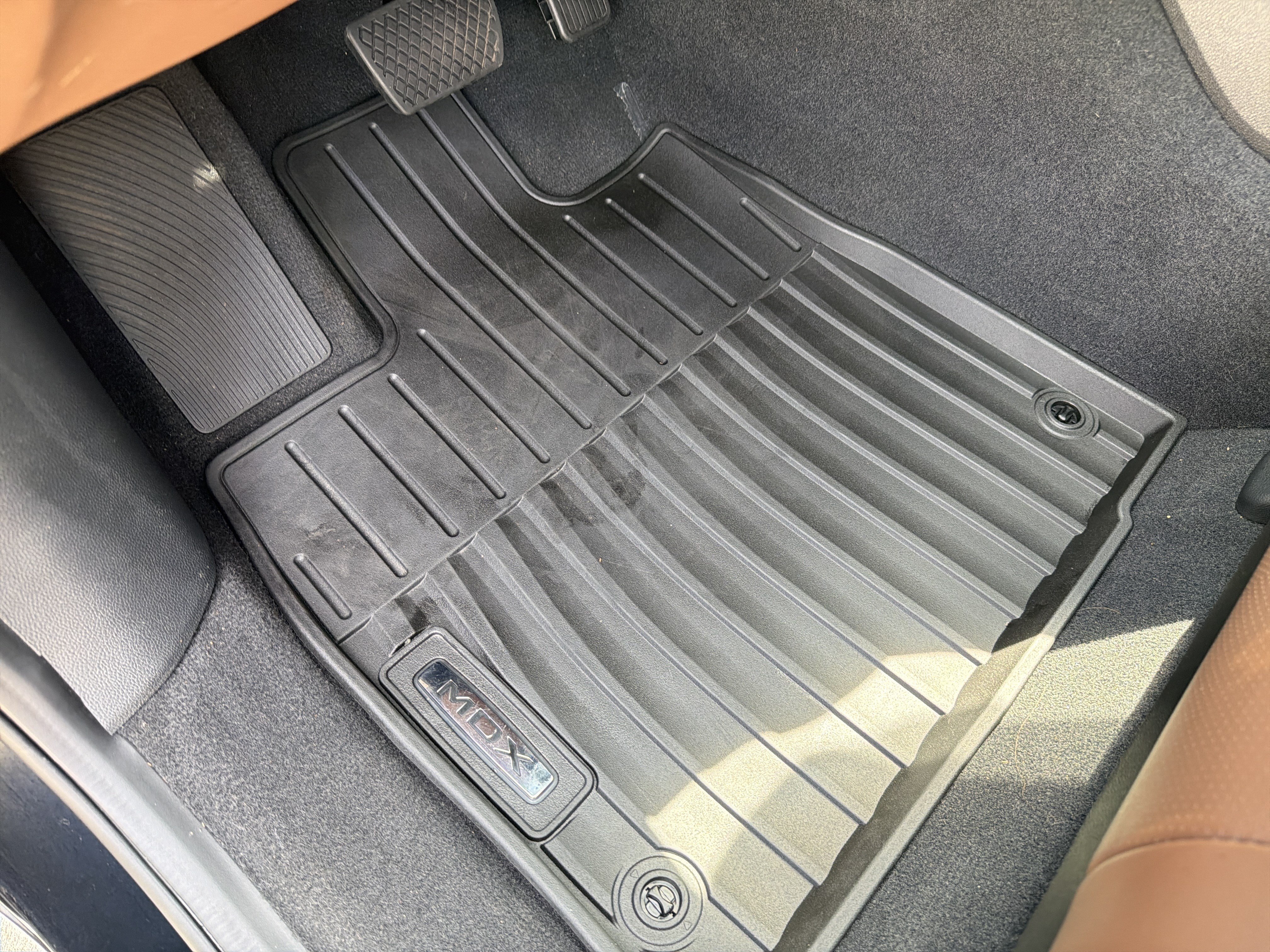 Certified 2026 Acura MDX w/ Technology Package FWD image 17