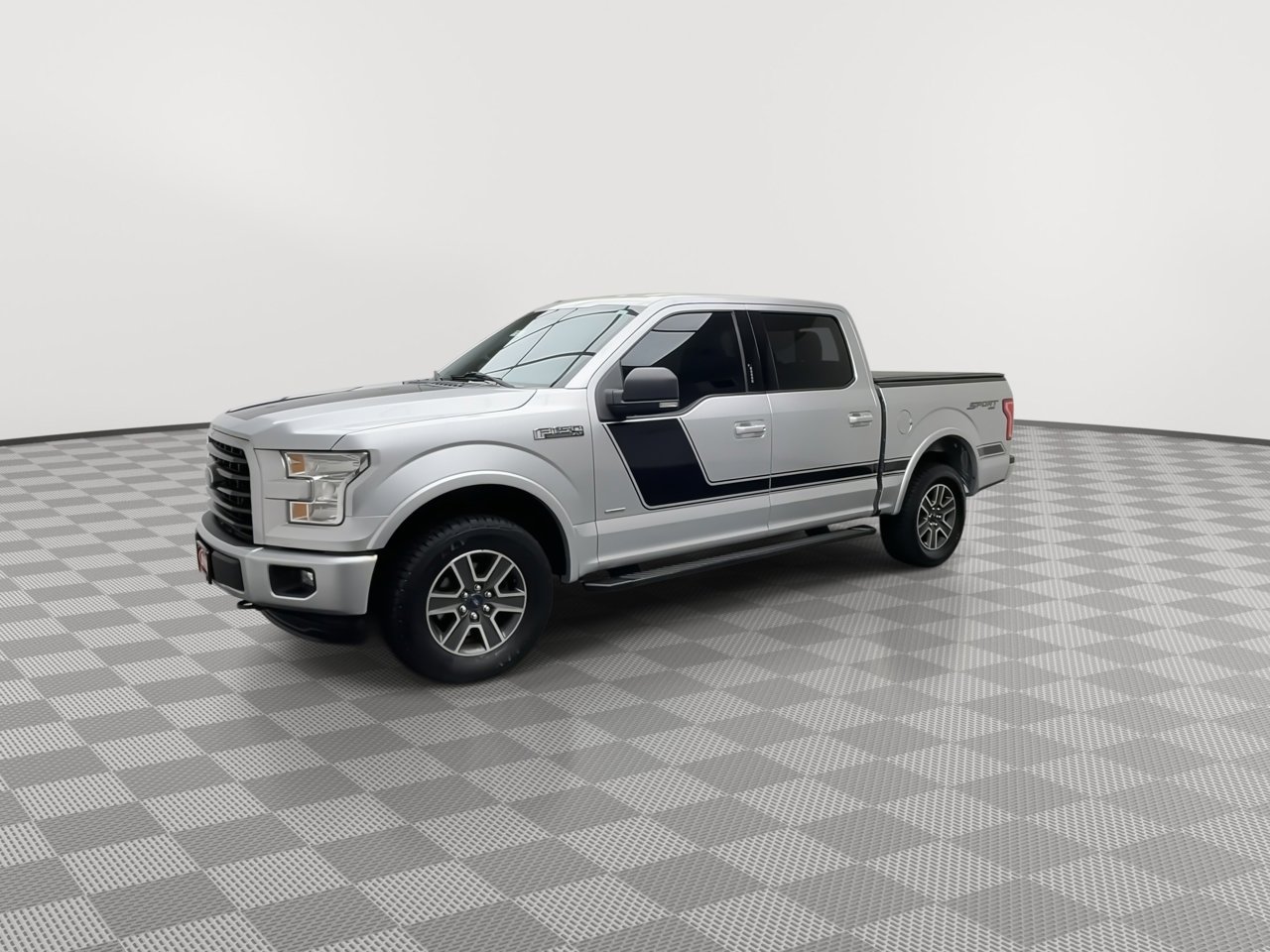 Used 2016 Ford F150 XLT w/ Equipment Group 302A Luxury image 37