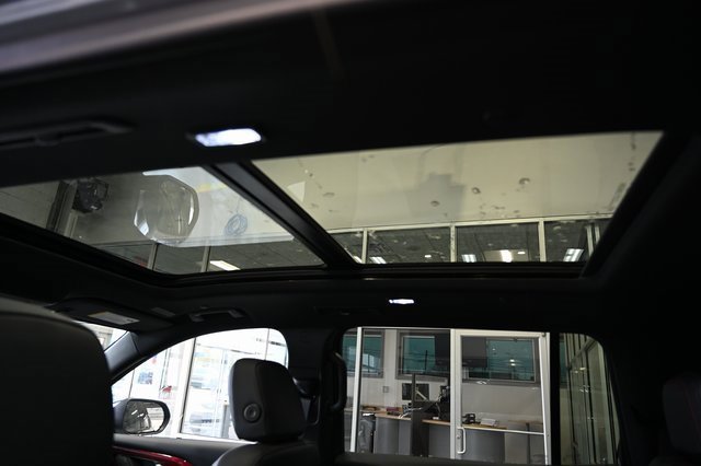 New 2026 Chevrolet Traverse RS w/ LPO, Floor Liner Package image 20