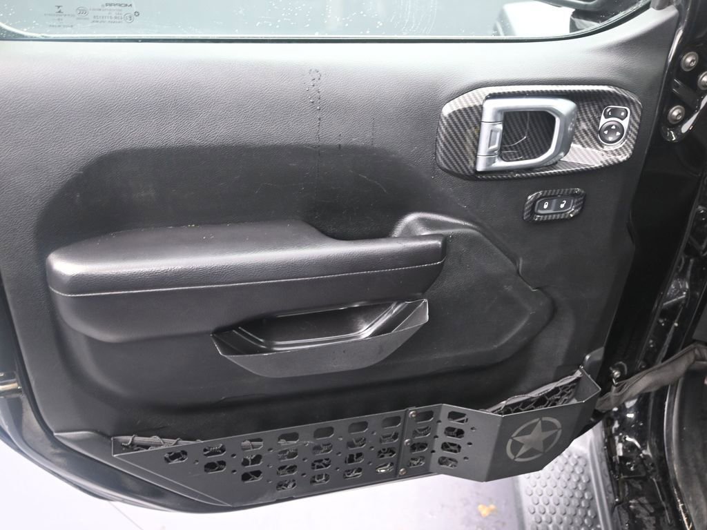 Used 2020 Jeep Gladiator Sport w/ Quick Order Package 24S image 11