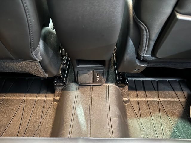 Used 2023 Buick Encore GX Essence w/ Experience Buick Package AWD/4WD image 16