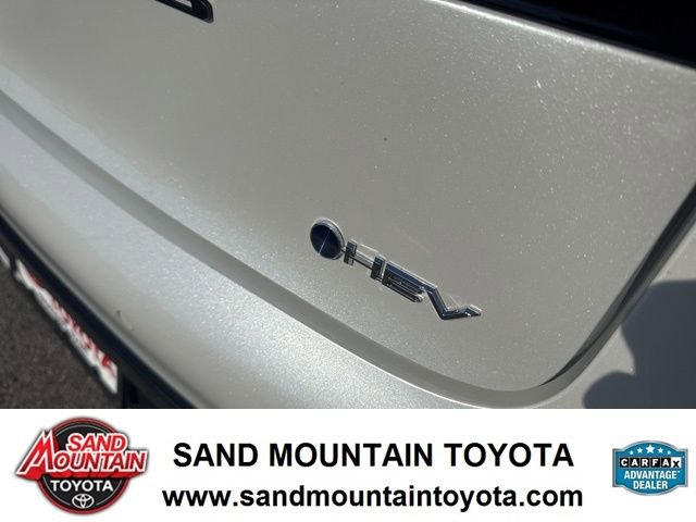 Used 2023 Toyota Prius XLE FWD image 10