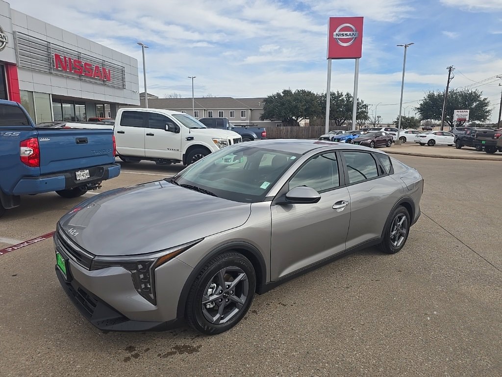 Used 2025 Kia K4 LXS