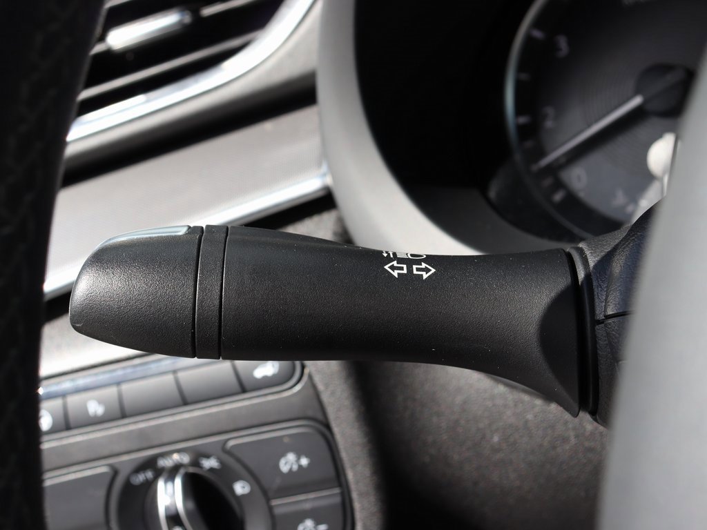 Certified 2023 INFINITI QX50 Pure image 38