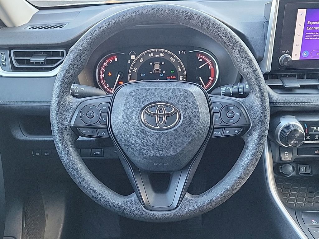 Used 2023 Toyota RAV4 XLE image 19