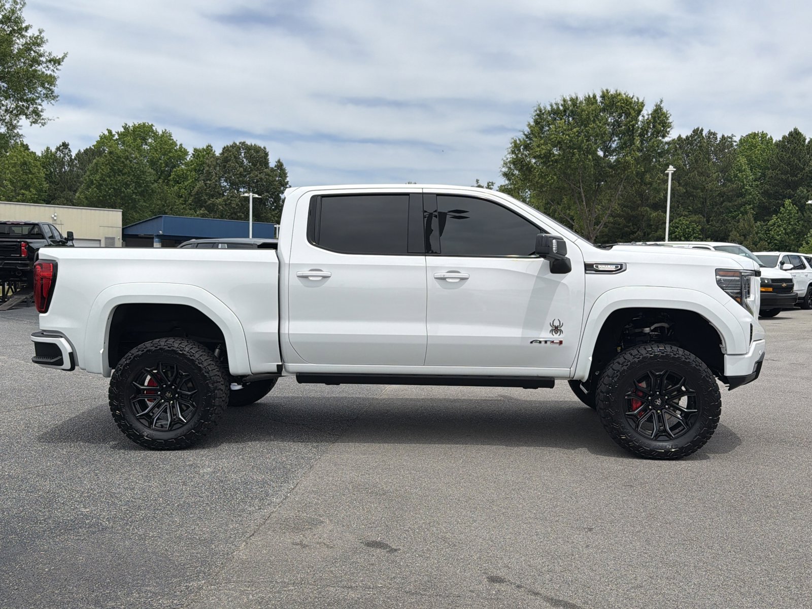 Used 2025 GMC Sierra 1500 AT4 w/ AT4 Premium Package AWD/4WD image 13