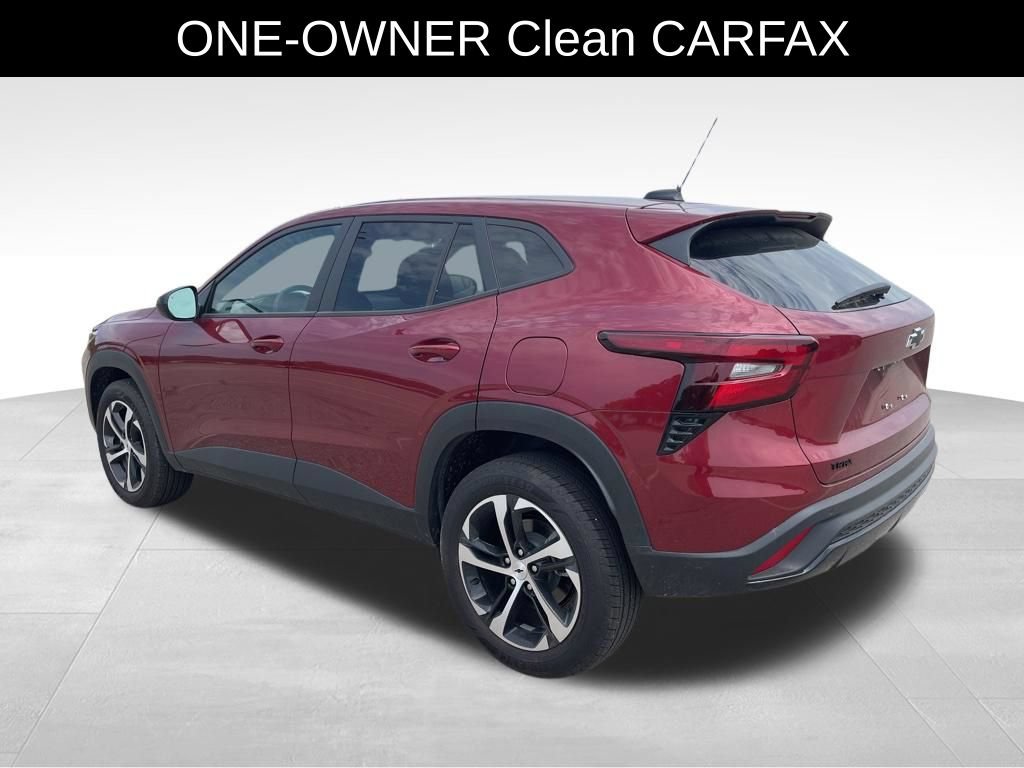 Used 2025 Chevrolet Trax RS w/ Driver Confidence Package FWD image 6