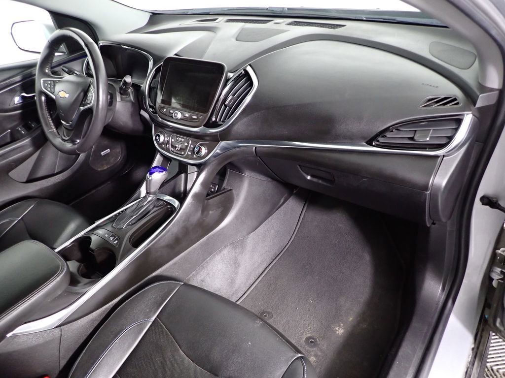 Used 2018 Chevrolet Volt Premier w/ Driver Confidence Package image 33