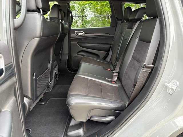 Used 2020 Jeep Grand Cherokee Altitude image 14
