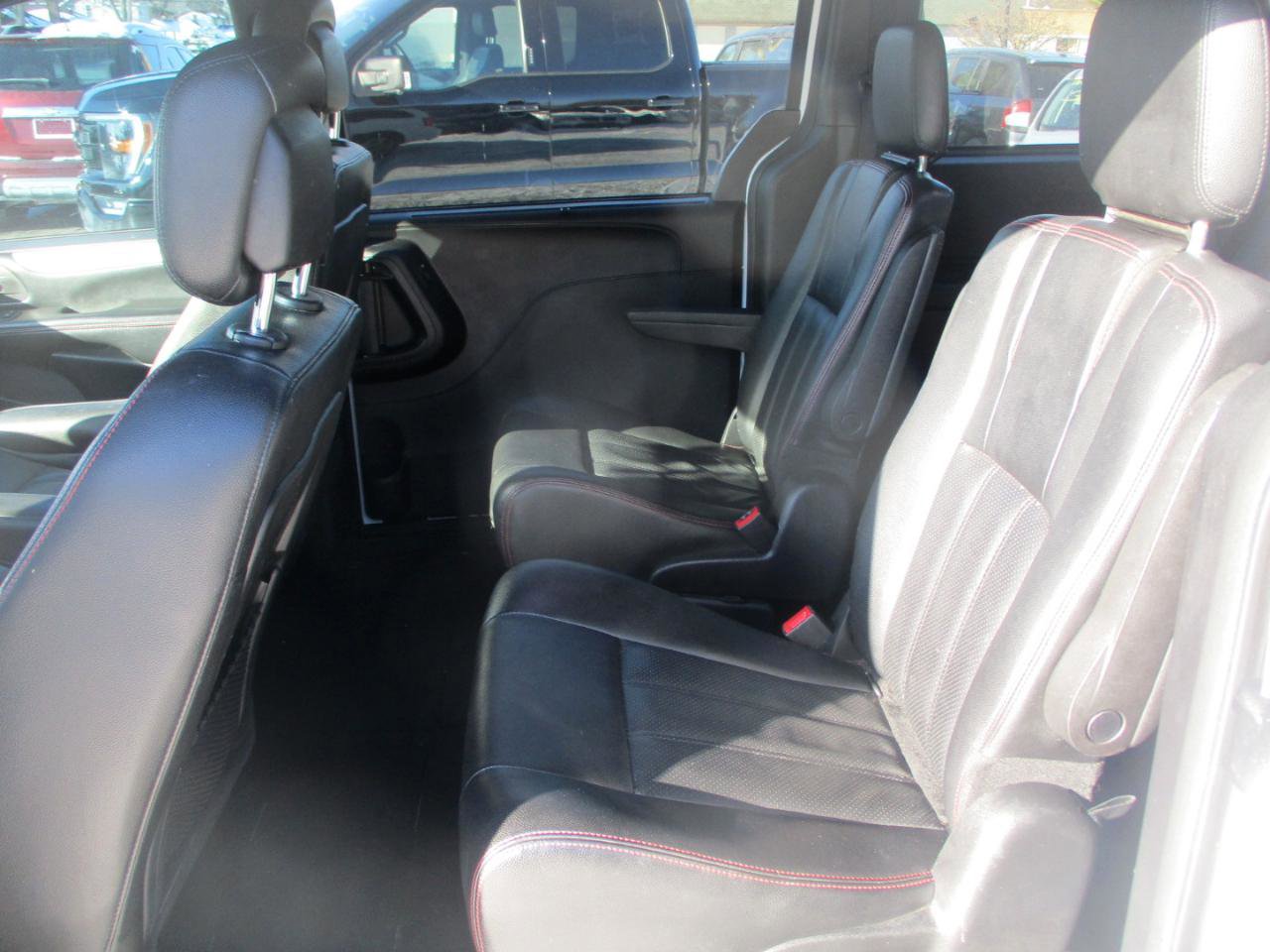 Used 2019 Dodge Grand Caravan GT image 11
