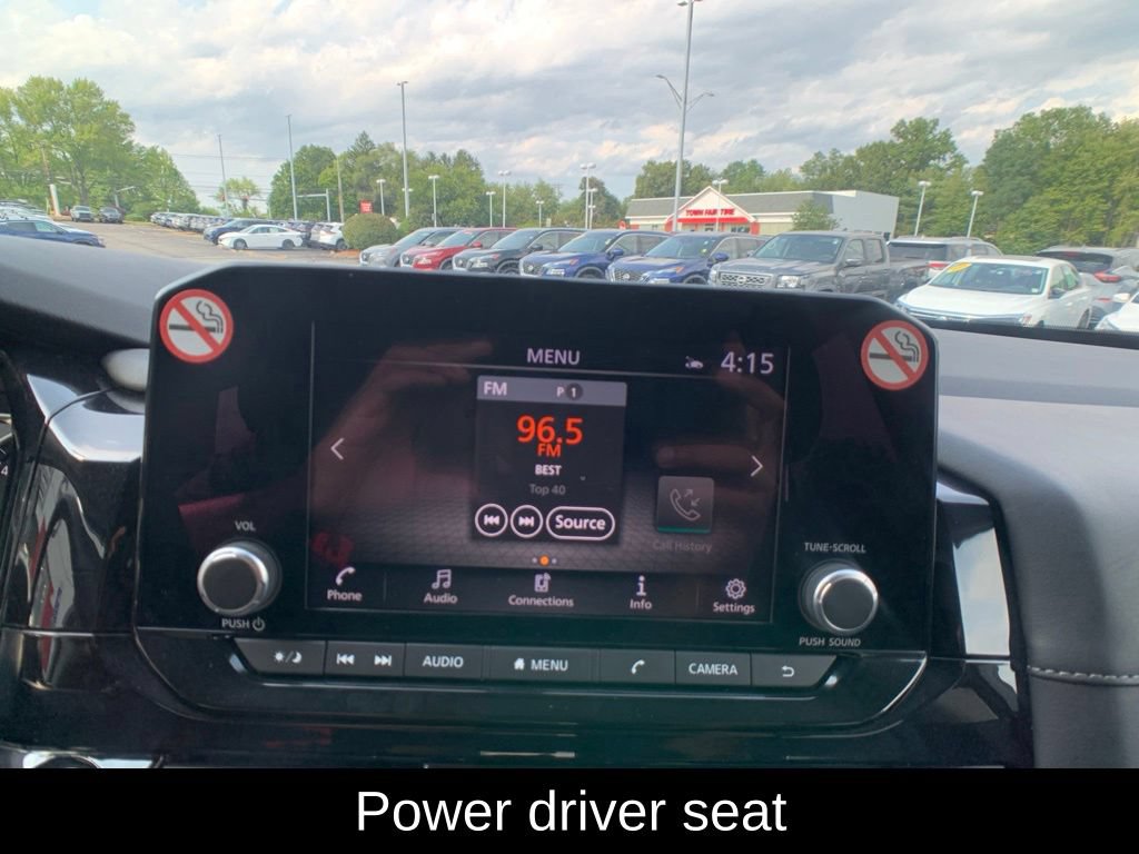 Used 2024 Nissan Pathfinder SV AWD/4WD image 18