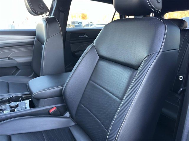 Used 2022 Volkswagen Atlas Cross Sport SE image 29