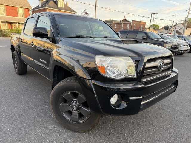 Used 2009 Toyota Tacoma PreRunner RWD image 3