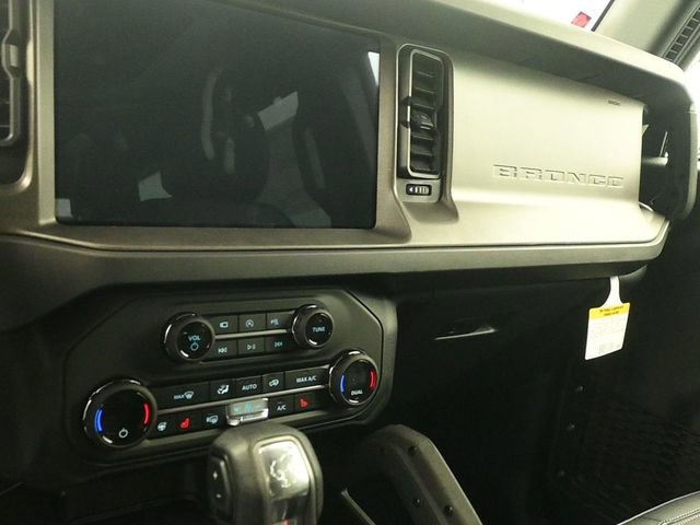 New 2026 Ford Bronco Badlands image 11