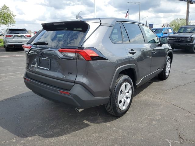 Used 2023 Toyota RAV4 LE image 7