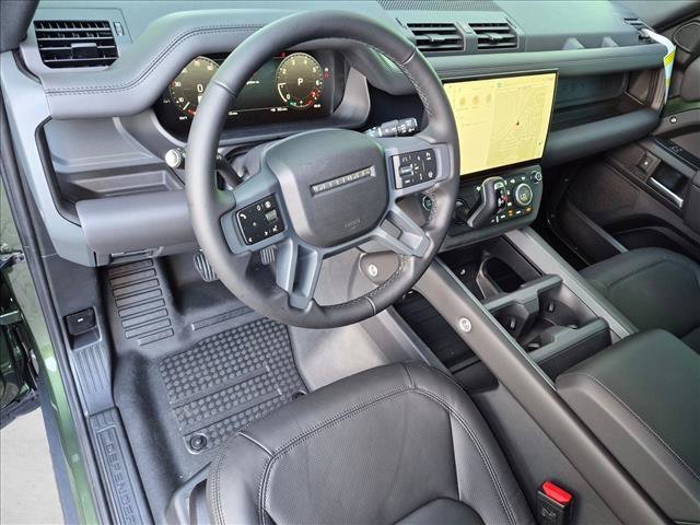 New 2026 Land Rover Defender 110 X-Dynamic SE AWD/4WD image 3