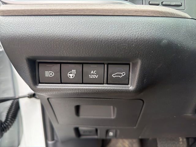 Used 2026 Toyota Grand Highlander Limited image 7