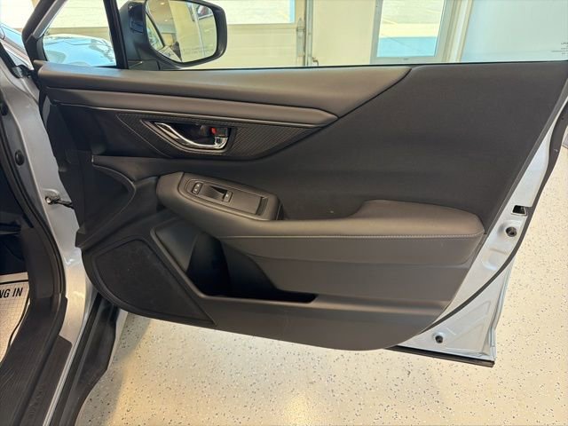 Used 2023 Subaru Outback Premium AWD/4WD image 43