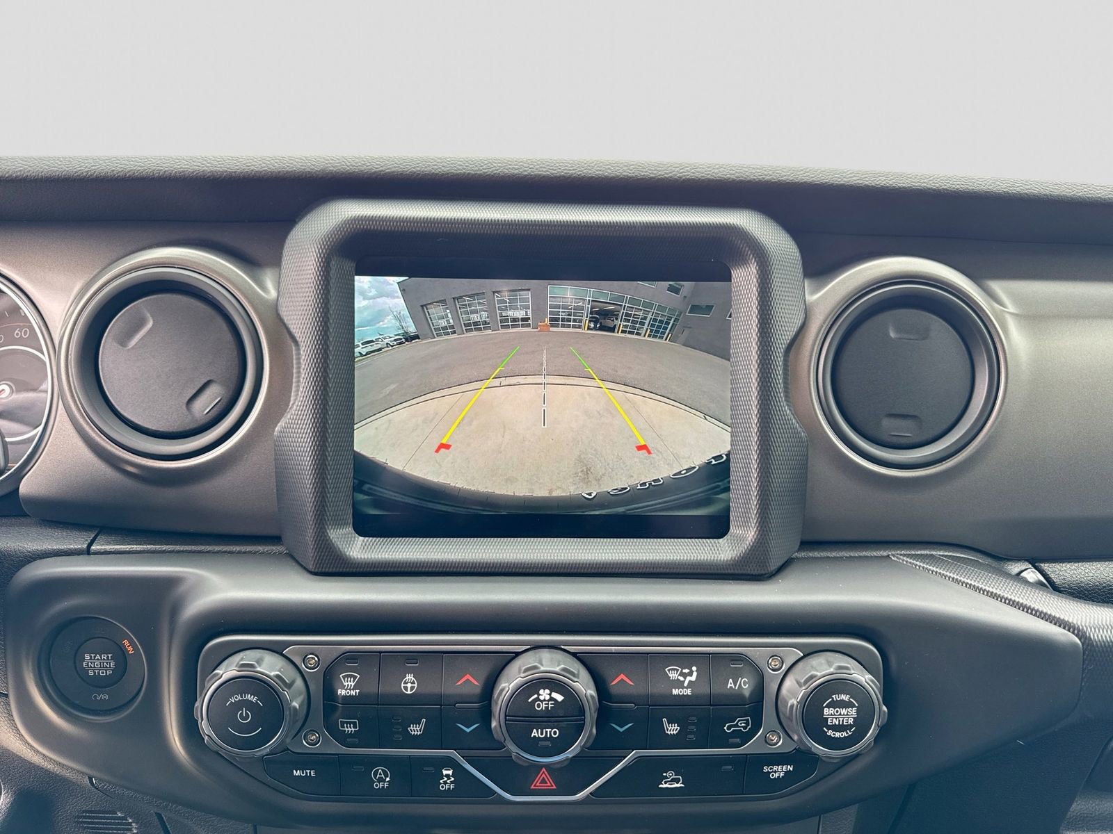 Used 2023 Jeep Wrangler Willys image 32