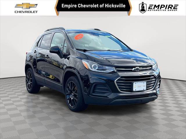 Used 2022 Chevrolet Trax LT w/ Midnight Edition