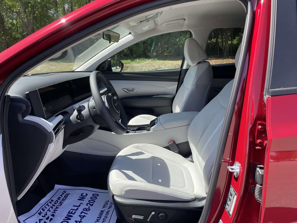 New 2026 Hyundai Tucson SEL AWD/4WD image 16