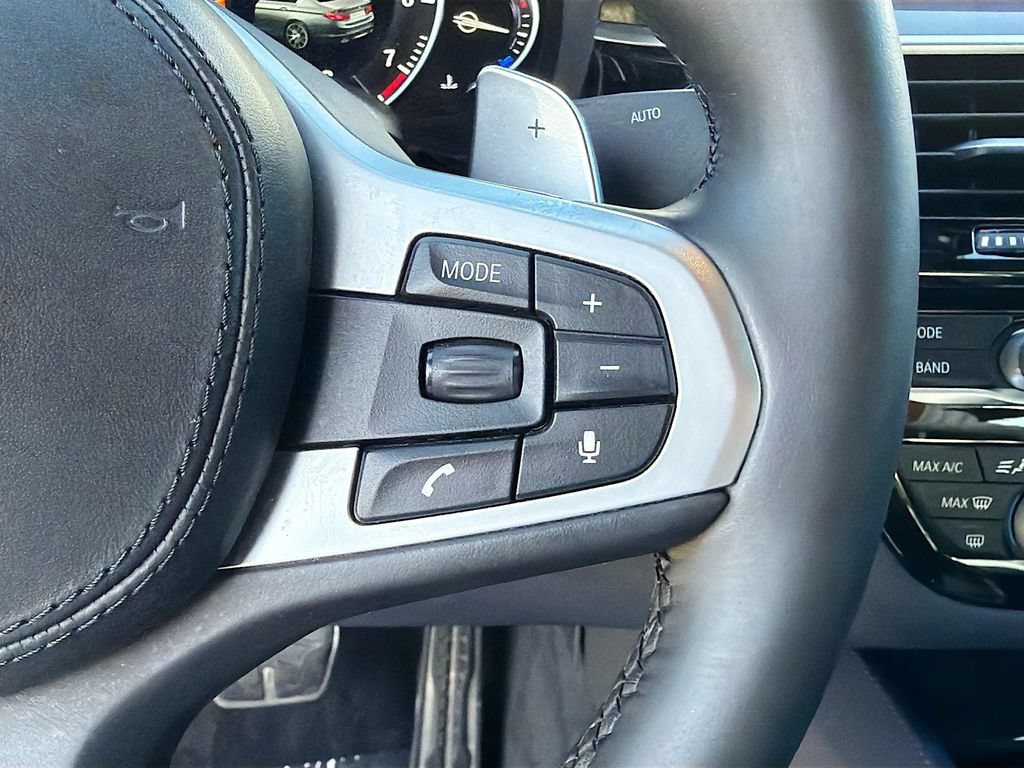 Used 2019 BMW 530i w/ M Sport Package RWD image 37