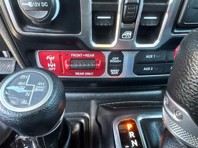 Used 2024 Jeep Wrangler Unlimited Rubicon 4xe AWD/4WD image 27
