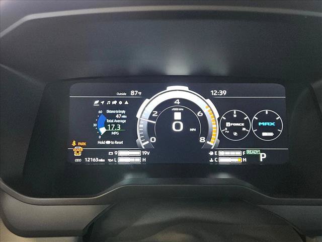 Used 2024 Toyota Sequoia Platinum AWD/4WD image 11