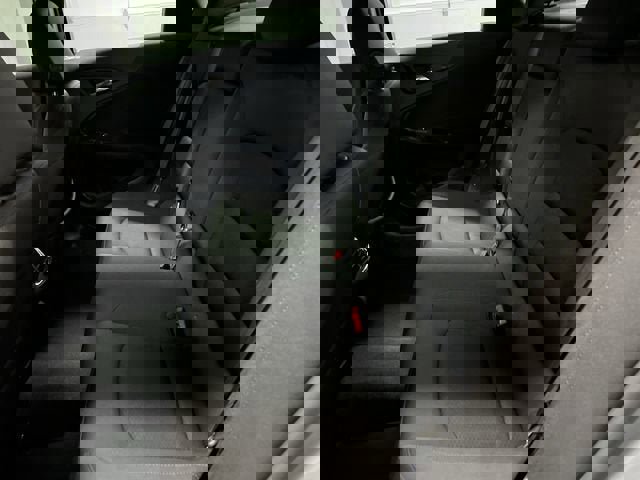 Used 2024 Chevrolet Malibu LT image 24