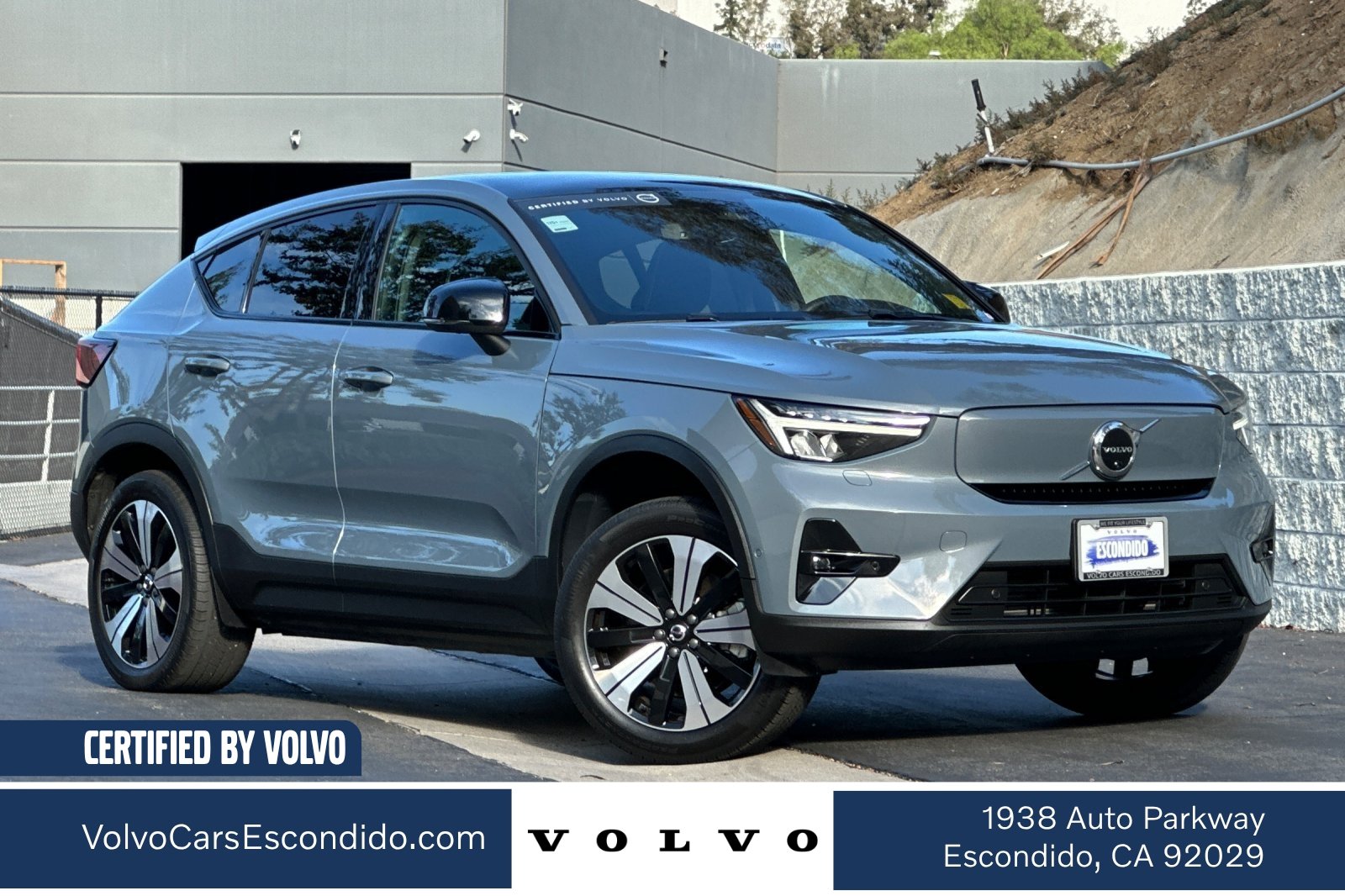 Certified 2023 Volvo C40 P8 Recharge Plus w/ Climate Package AWD/4WD image 1