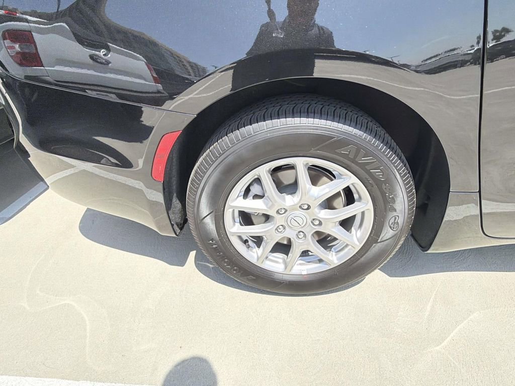 Used 2026 Chrysler Pacifica Select FWD image 18