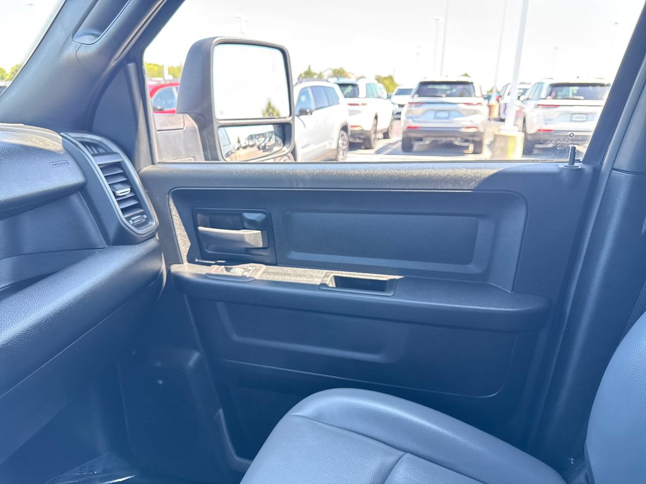 Used 2025 RAM 2500 Tradesman AWD/4WD image 26