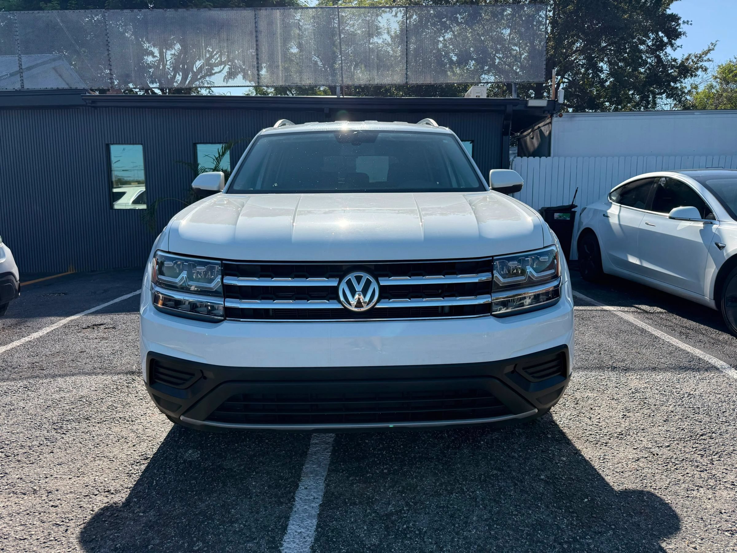 Used 2019 Volkswagen Atlas S FWD image 2
