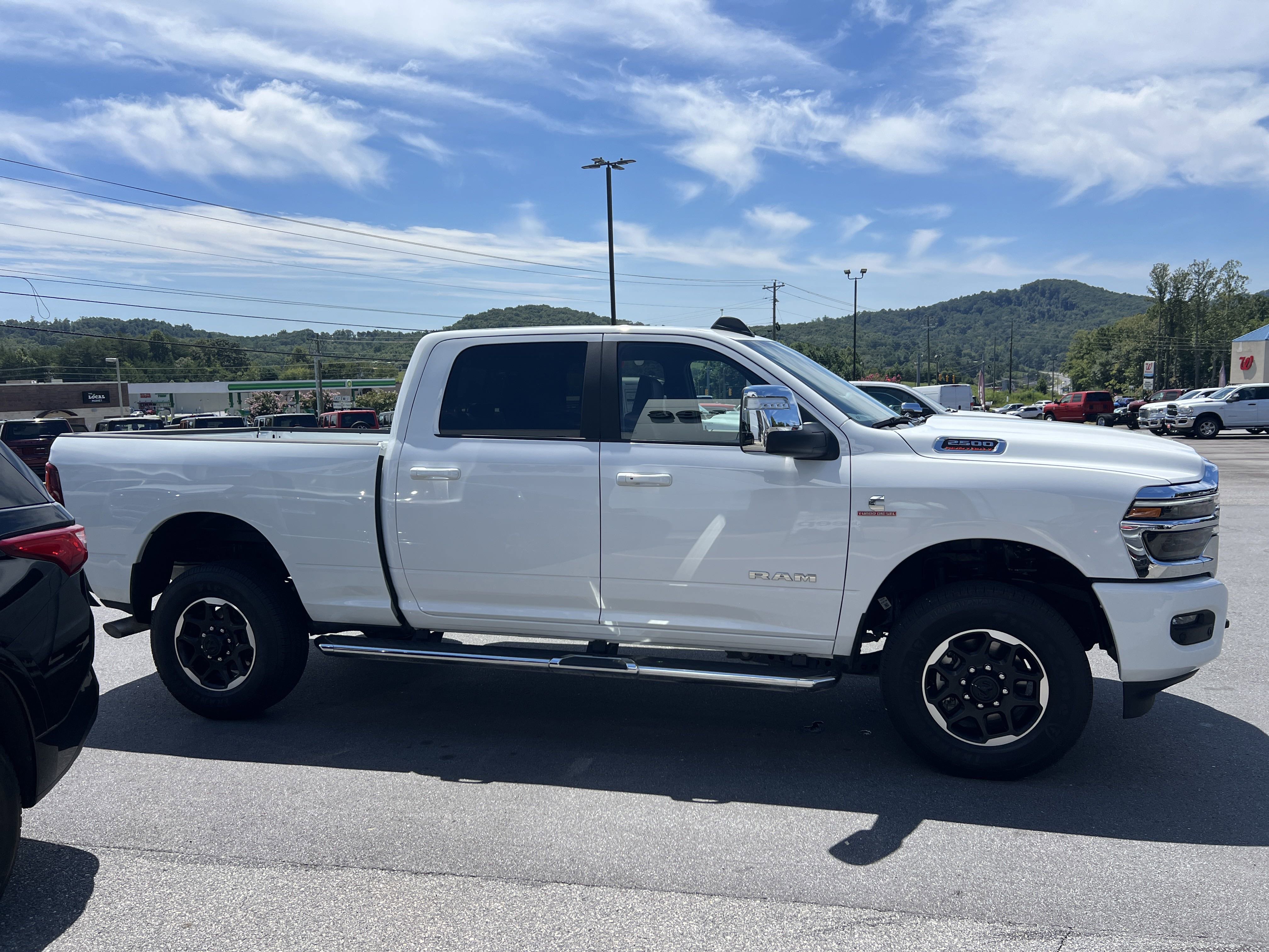 Used 2025 RAM 2500 Laramie image 4