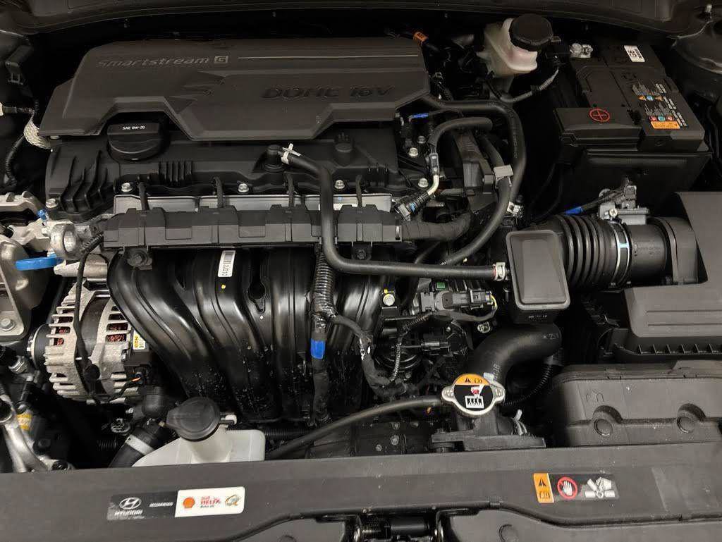 New 2026 Hyundai Elantra Sport FWD image 19