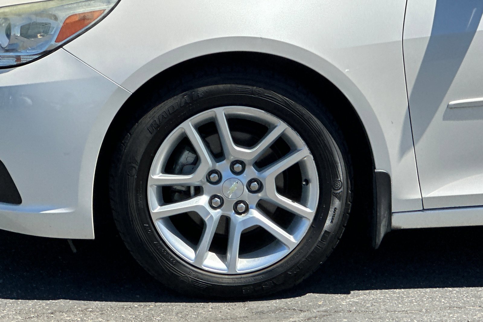 Used 2014 Chevrolet Malibu LT FWD image 24