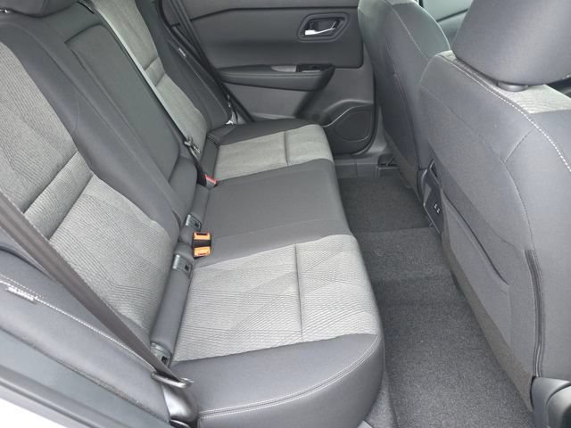 New 2026 Nissan Rogue SV w/ Cold Weather Package AWD/4WD image 23