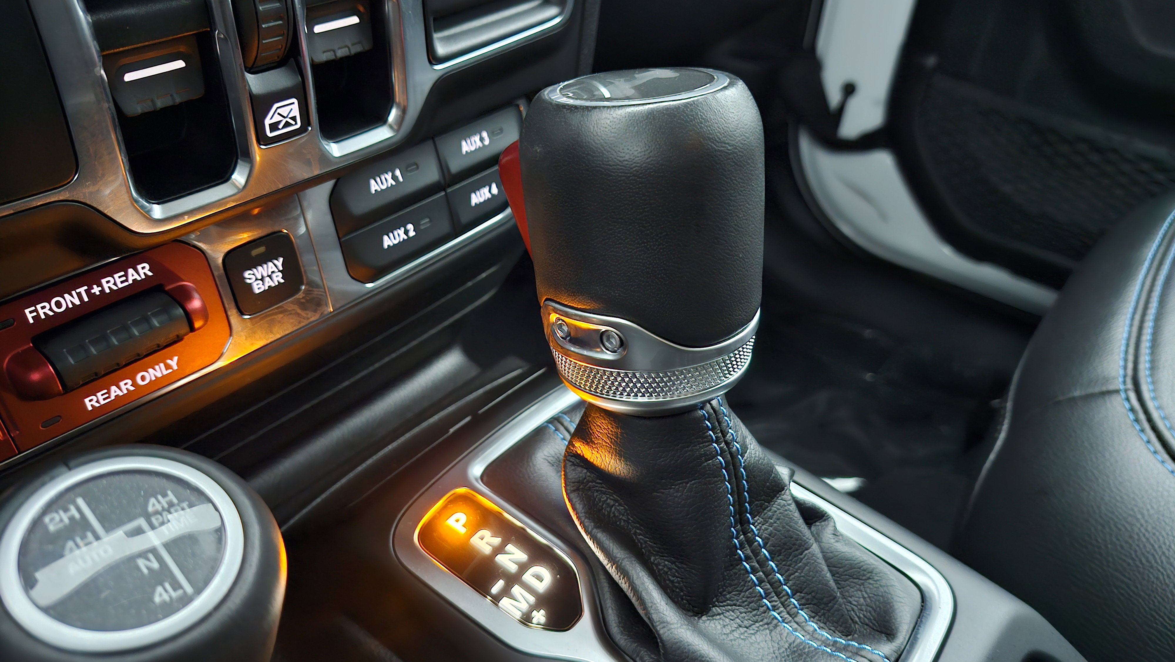 Used 2023 Jeep Wrangler Unlimited Rubicon 4xe w/ Cold Weather Group image 34