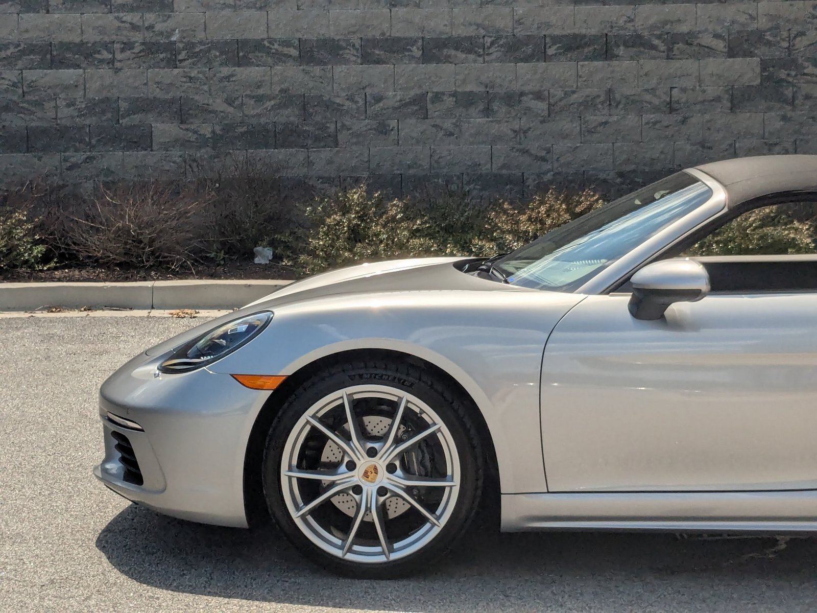 Certified 2025 Porsche 718 Boxster RWD image 12