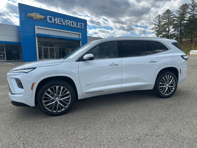 New 2026 Buick Enclave Avenir image 2