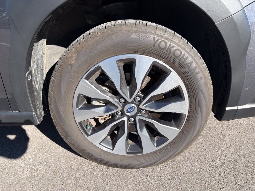 Used 2025 Subaru Outback Touring XT AWD/4WD image 13