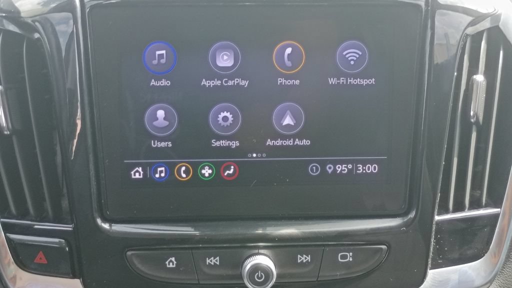 Used 2020 Chevrolet Traverse LT FWD image 26