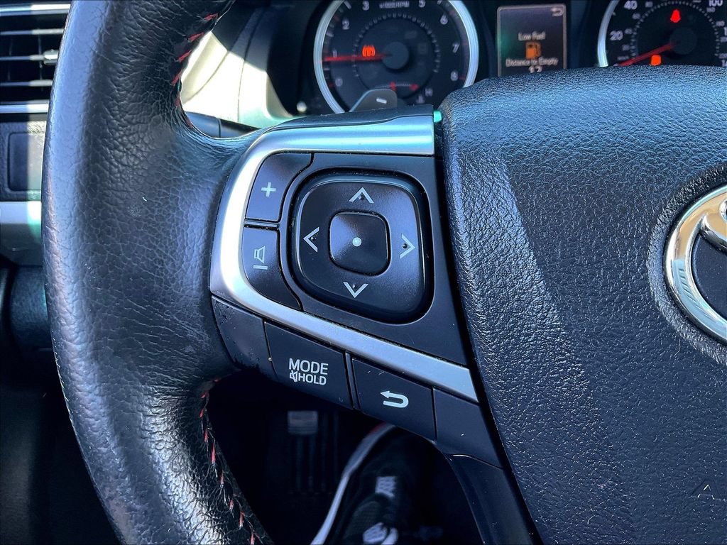 Used 2015 Toyota Camry XSE FWD image 10