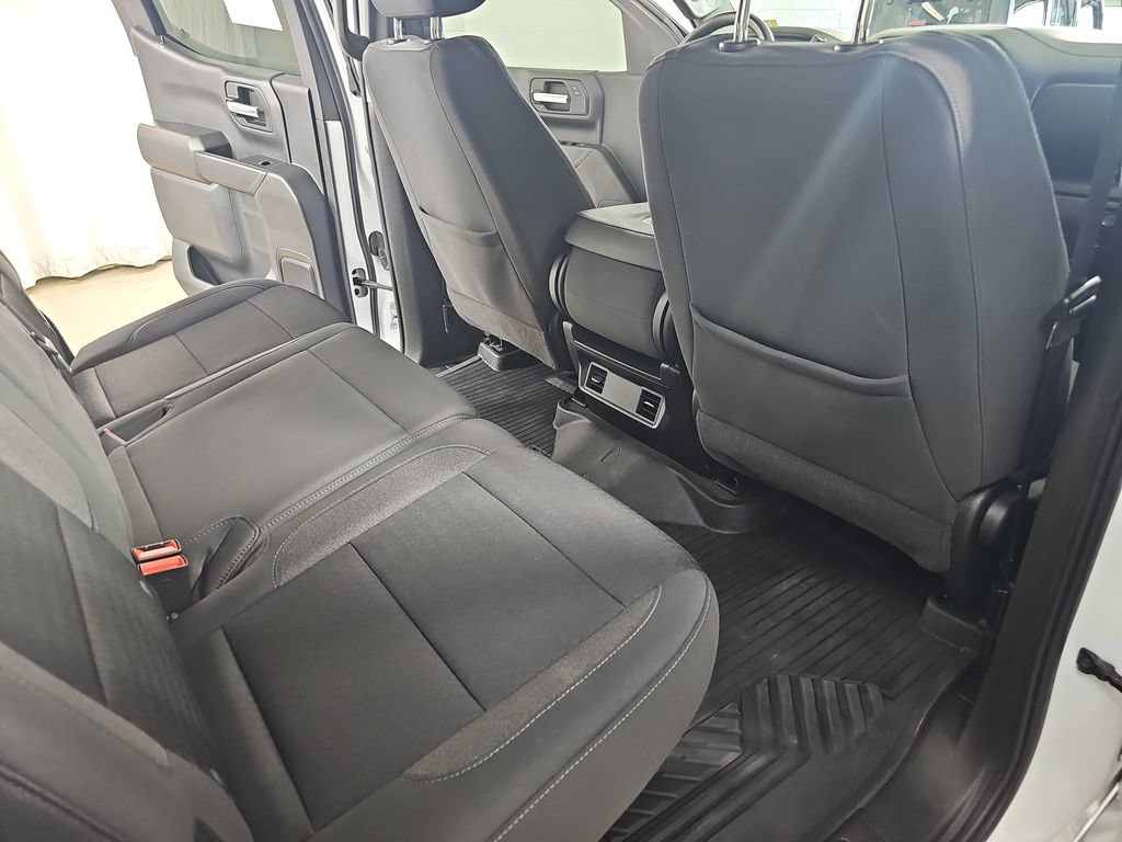 Certified 2022 Chevrolet Silverado 1500 Custom Trail Boss w/ LPO, Dark Essentials Package AWD/4WD image 14