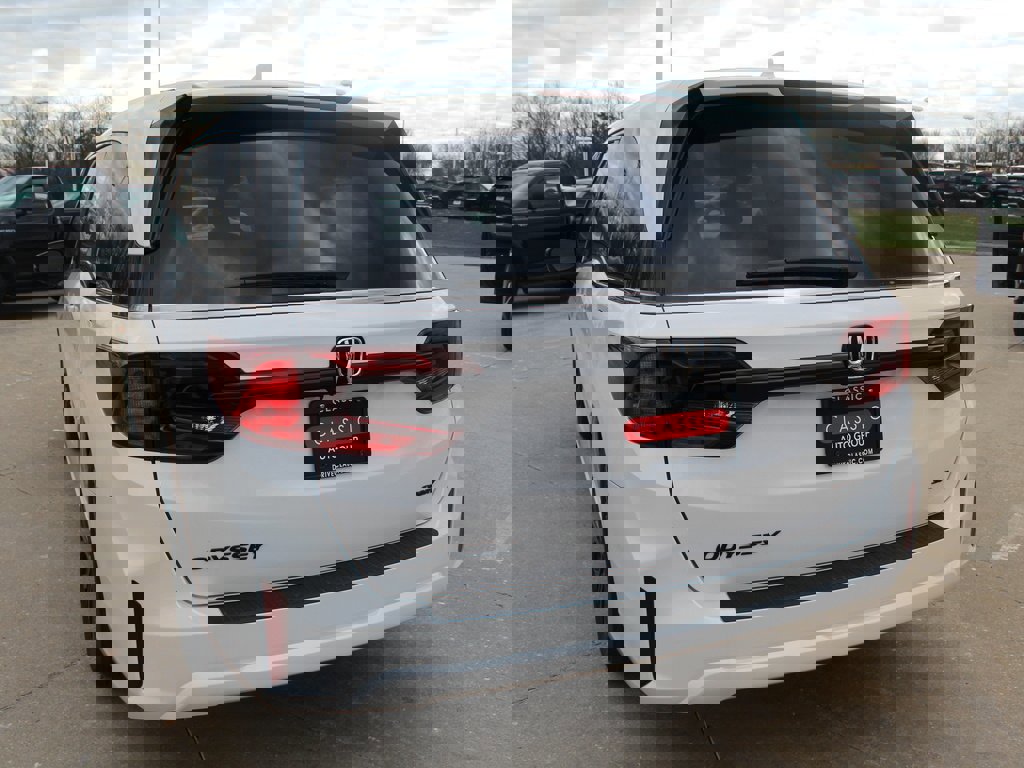 New 2026 Honda Odyssey Sport-L image 5