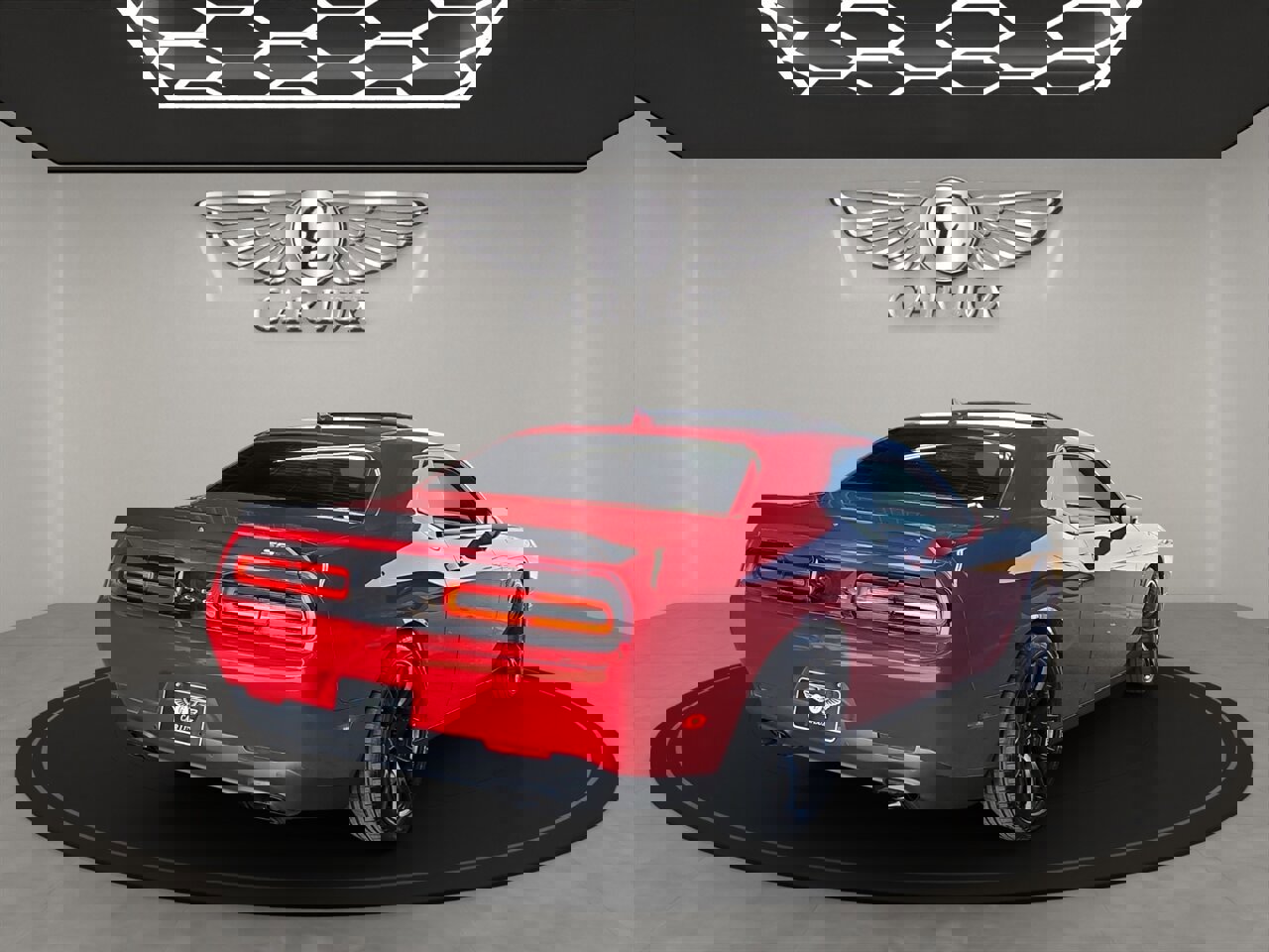 Used 2016 Dodge Challenger SRT Hellcat image 7