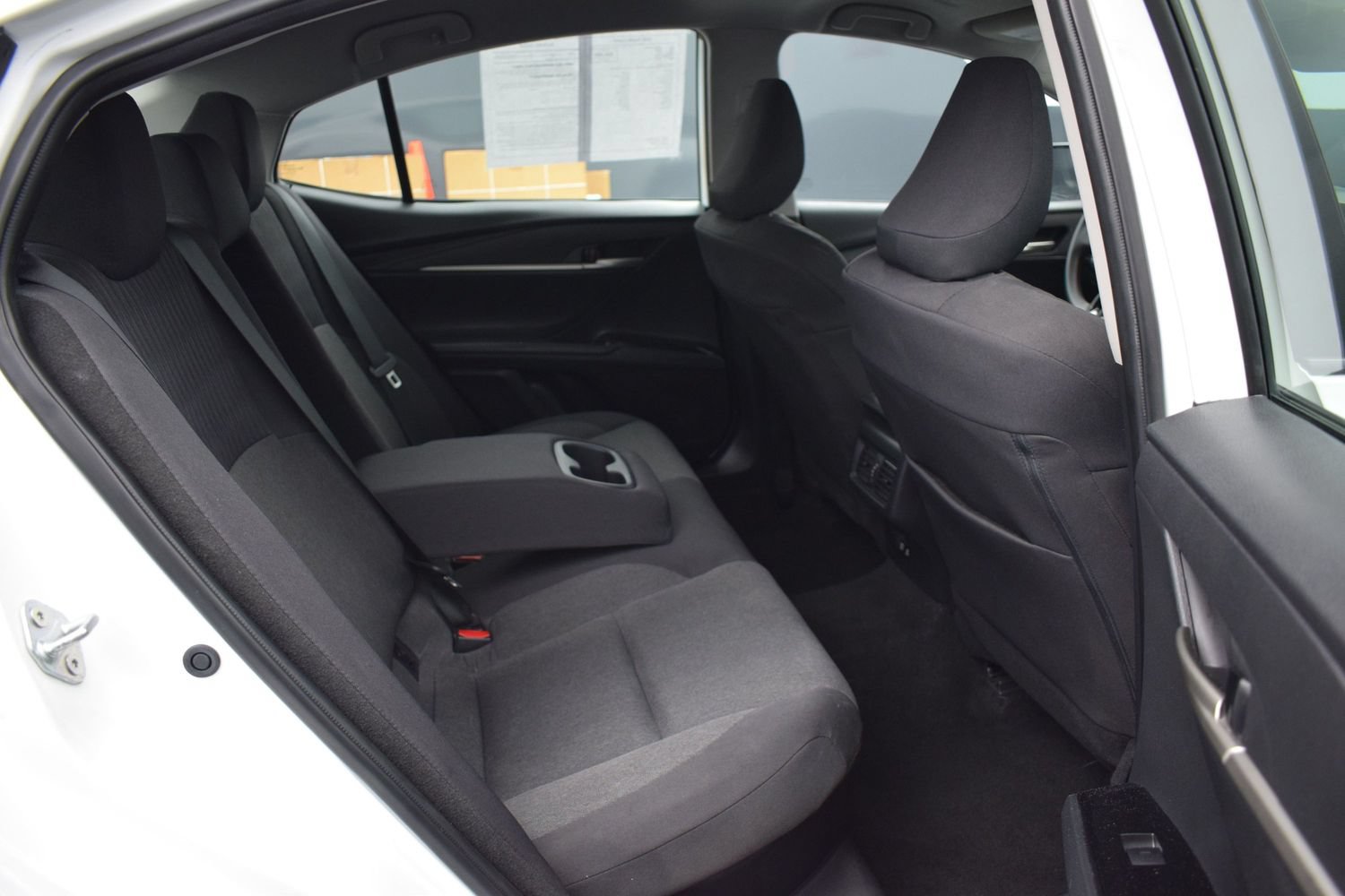 Used 2025 Toyota Camry LE FWD image 11