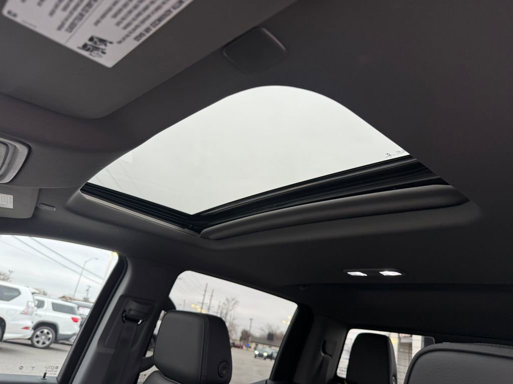 Used 2022 GMC Sierra 1500 Denali w/ Technology Package image 24