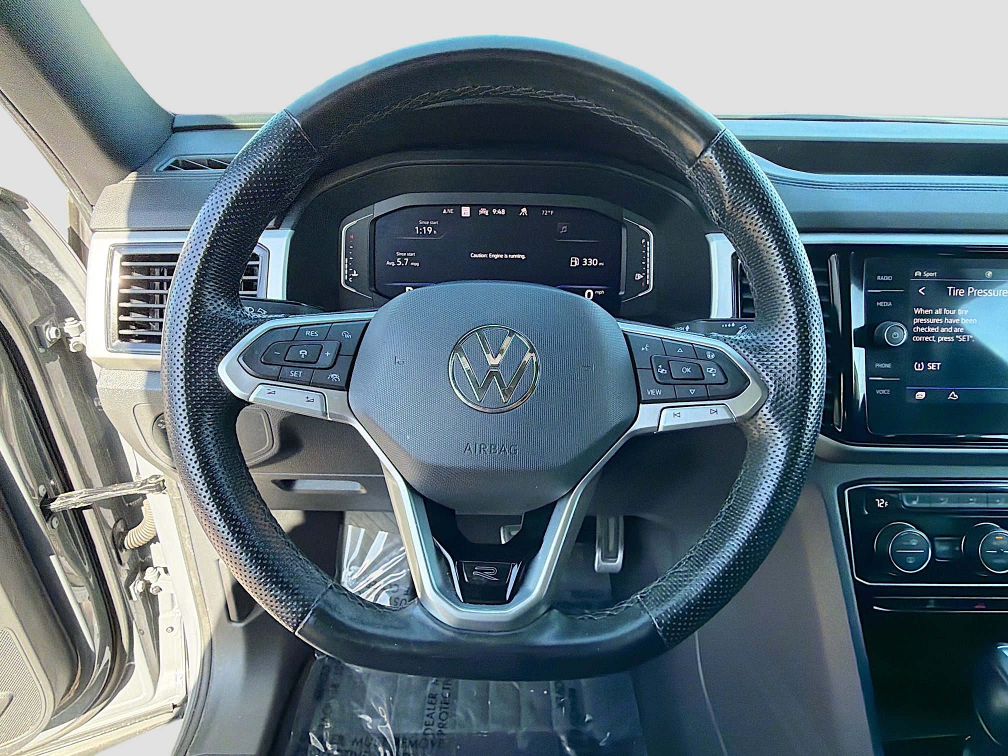 Used 2023 Volkswagen Atlas Cross Sport SEL image 39